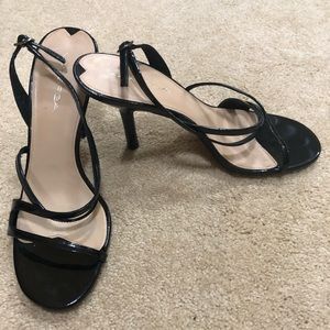 Via Spiga Black patent leather shoes!